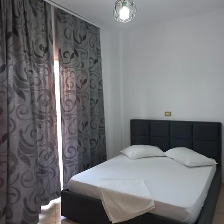 Apartment Familjare Memushi