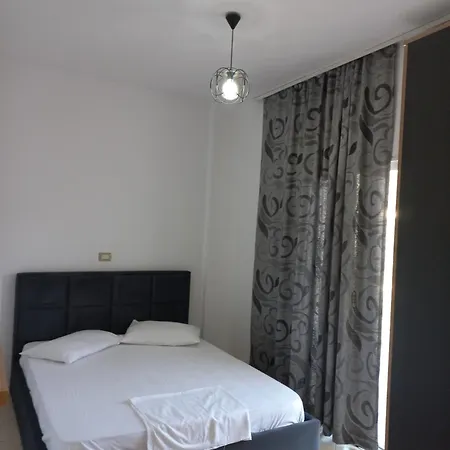Apartment Familjare Memushi Ksamil