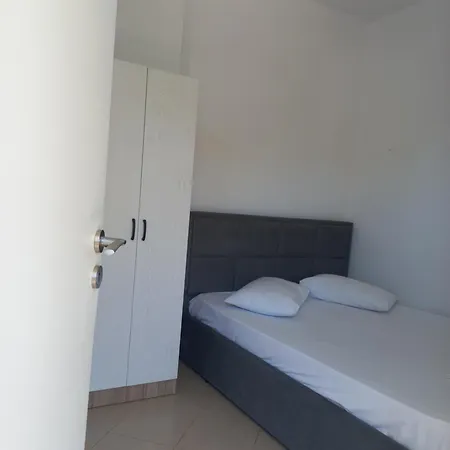 Apartment Familjare Memushi Ksamil