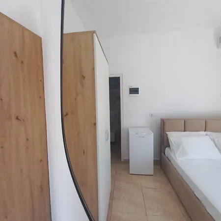 Familjare Memushi Apartment *