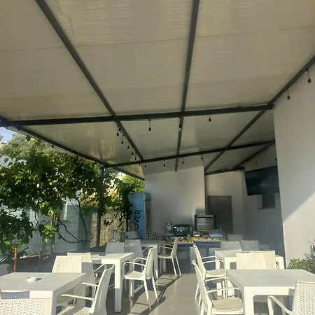 Apartment Familjare Memushi *